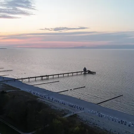 Leni Daire Zingst